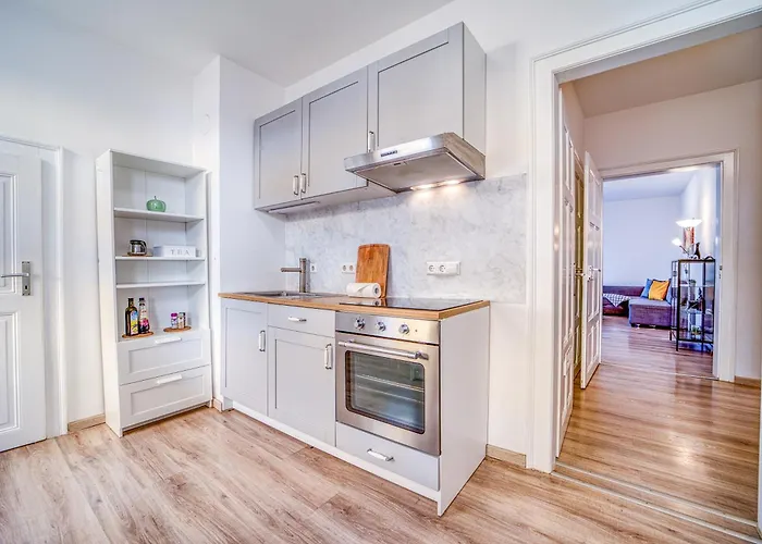 Apartment Zentrale Und Ruhige Lage - Nahe Zentrum Und Bahnhof - Parkplatz *