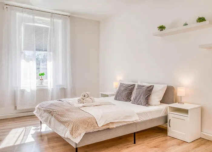 Apartment Zentrale Und Ruhige Lage - Nahe Zentrum Und Bahnhof - Parkplatz Coburg