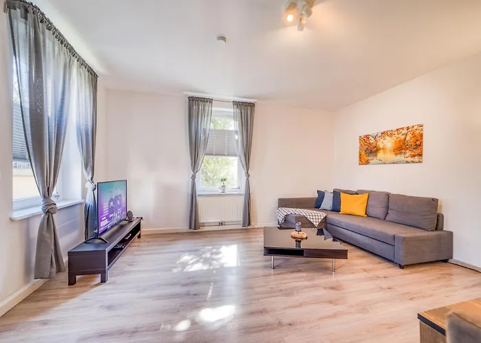 Zentrale Und Ruhige Lage - Nahe Zentrum Und Bahnhof - Parkplatz Apartment *
