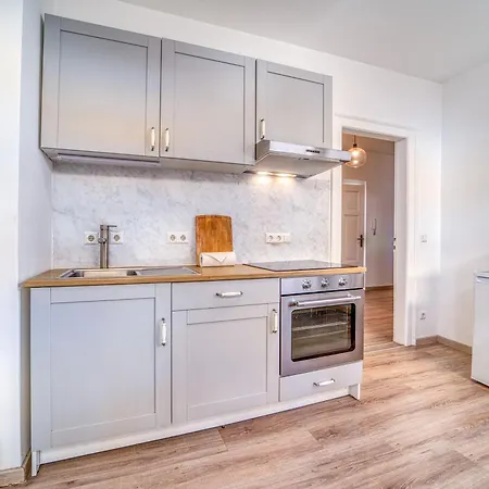 Apartment Krh - Ruhige Lage - Nahe Zentrum Und Bahnhof - Parkplatz