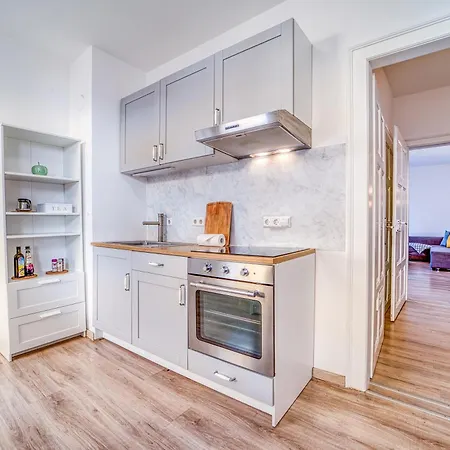 Apartment Krh - Ruhige Lage - Nahe Zentrum Und Bahnhof - Parkplatz *