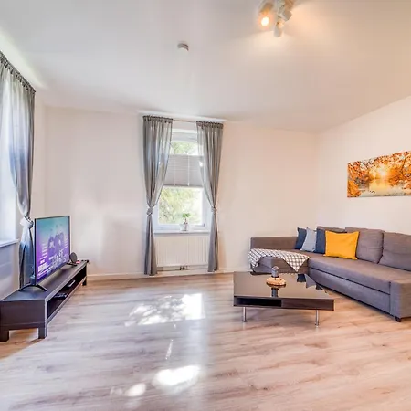 Krh - Ruhige Lage - Nahe Zentrum Und Bahnhof - Parkplatz Apartment *